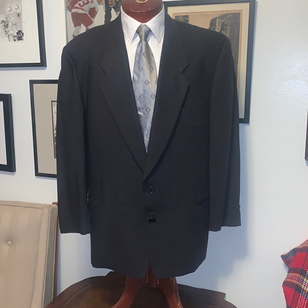 Armani 2pc 2 button size 42R